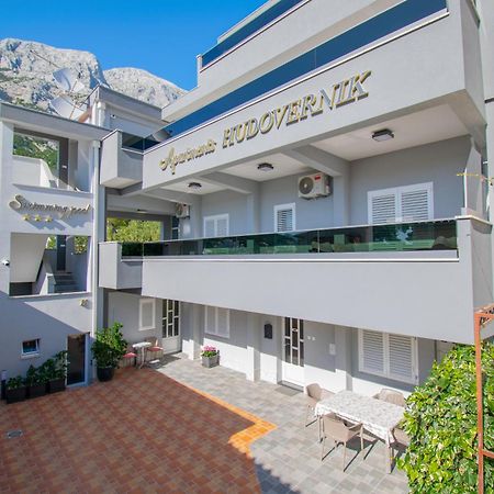 Apartments Hudovernik Baska Voda Exterior photo