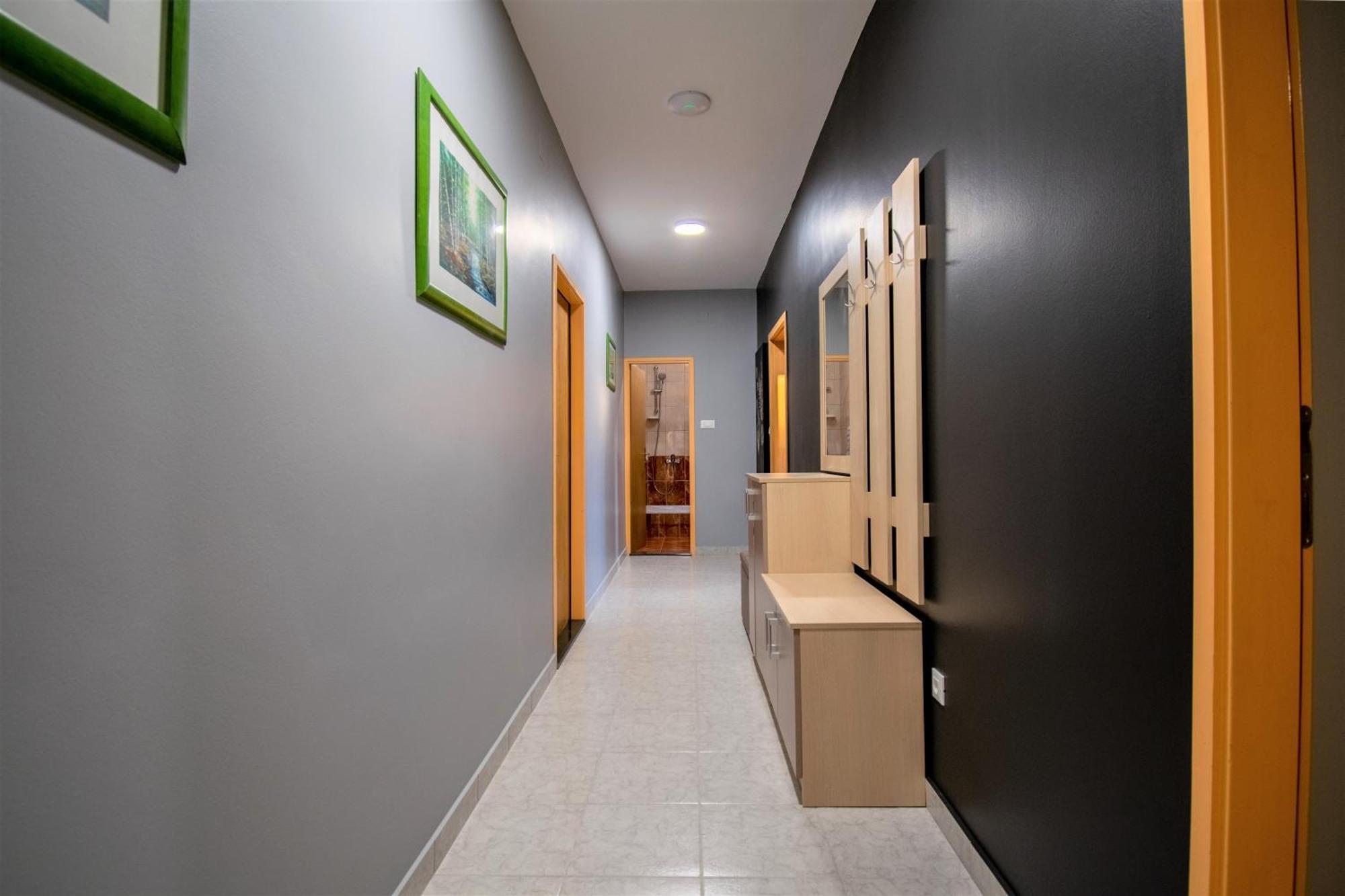 Apartments Hudovernik Baska Voda Exterior photo